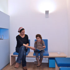 Unser modernes Wartezimmer Unser modernes Wartezimmer